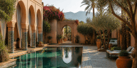 Hôtel 5 étoiles à Marrakech avec piscine et architecture marocaine